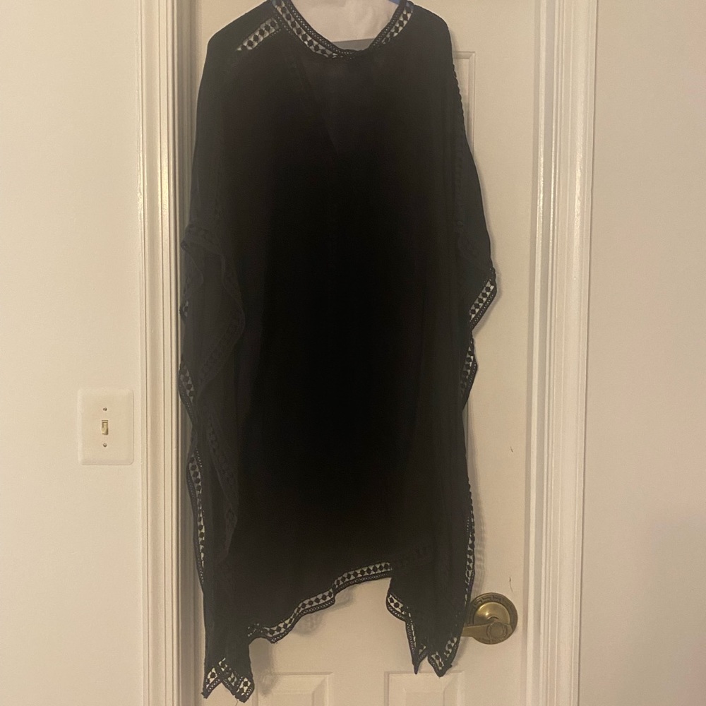 Tommy Bahama black coverup